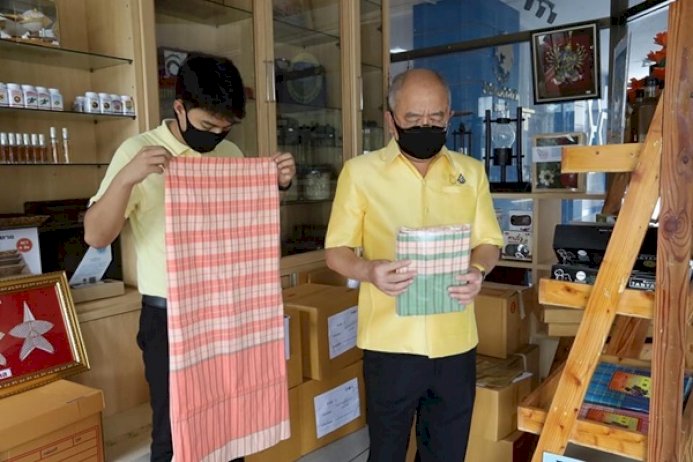 933529993723354123541 547808099877400416111143 051054063728518866787286190864931272126198696079005159560739582481 031926856149447901686676330980944690738468108483219874364956593