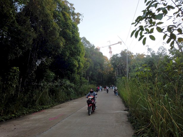 971967845512752279985416641501553745156 796065193512557612364528242976252 543179068102284895787594597209313433 709804998252615540539559503181654361568580 768358597234